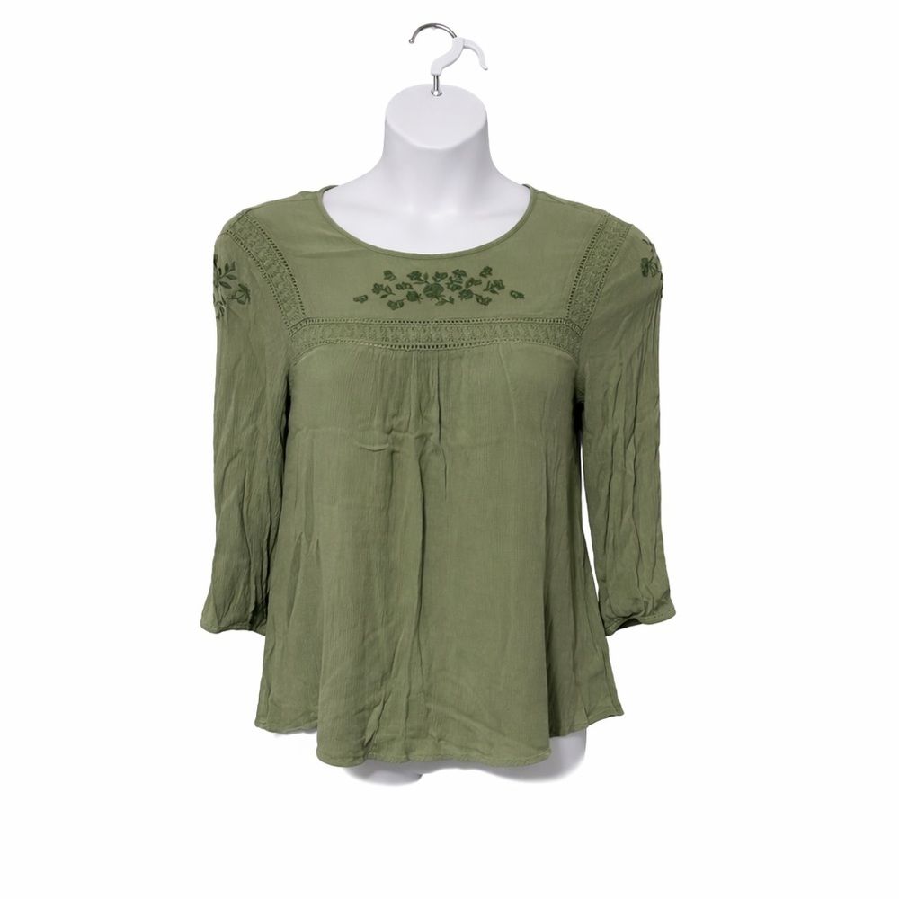 Torrid Embroidered Boho Blouse 🌿✨ - Picture 2 of 6